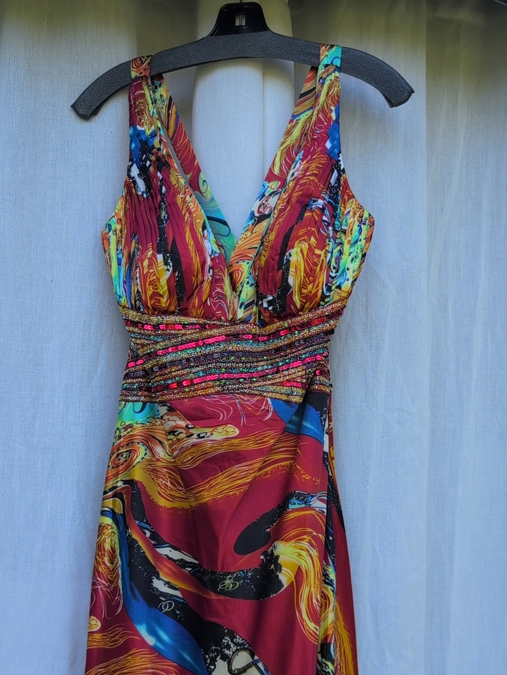 Colorful V-Neck Sleeveless Maxi Dress with Embellished Waist